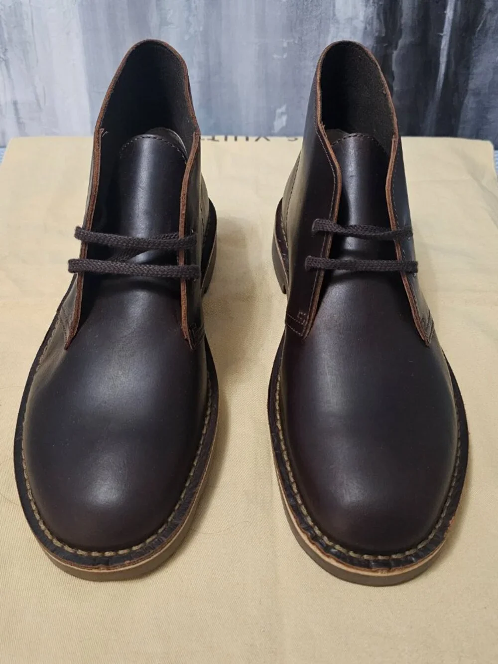 Clarks Men's Brown Leather Chukka Boots – Size 9 NEW